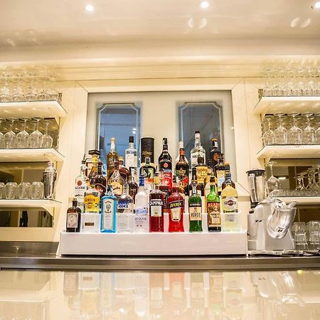 Hotel Lonatino ロナート エクステリア 写真